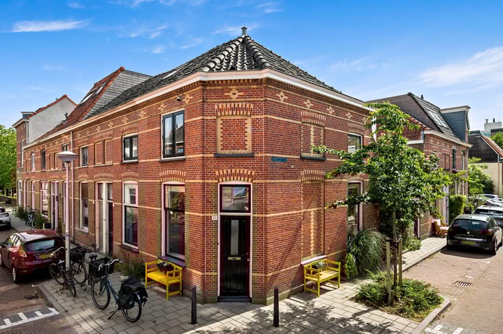 Van Bleyswijckstraat 15 in Delft foto