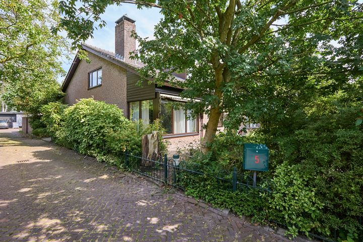 van Bronckhorststraat 5 in Heemskerk foto