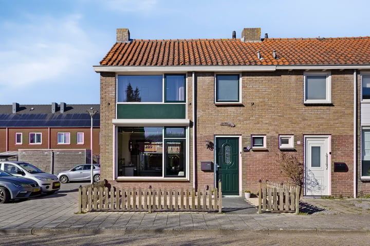 van Cantfortstraat 17 in Terneuzen foto