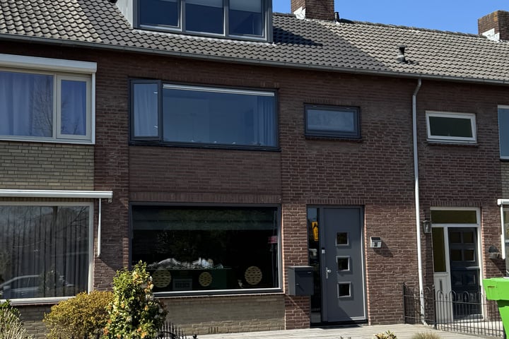 Van Coehoornstraat 36 in Made
