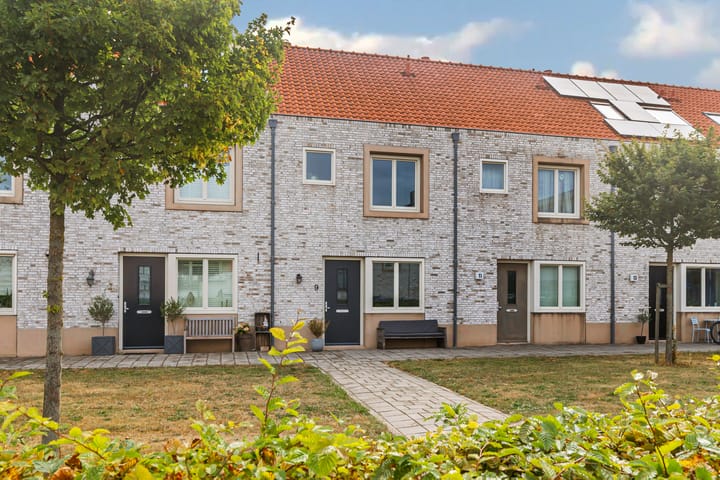 Van Cralingenstraat 9 in 's-Gravenzande foto