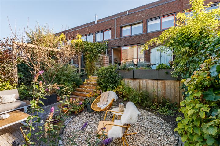 Van de Hulsthof 20 in Utrecht foto