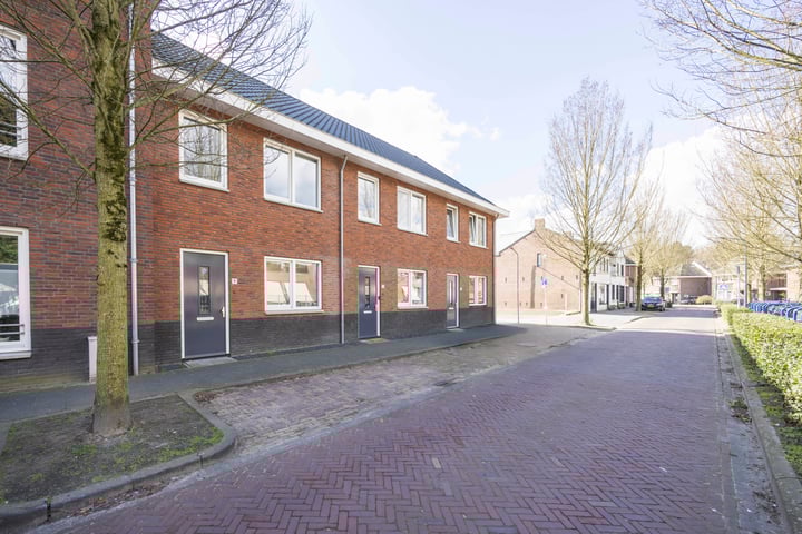 Van de Pollstraat 9 in Vught foto