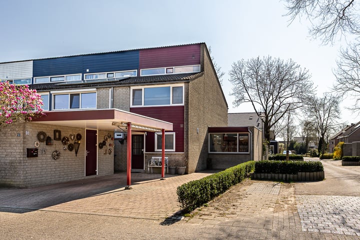 van de Veldeweg 51 in Groesbeek