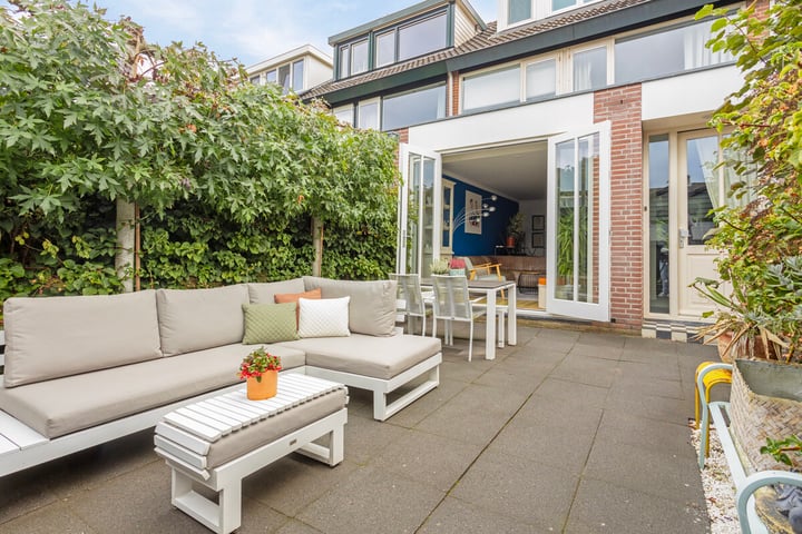Van de Woestijneheem 8 in Hillegom foto