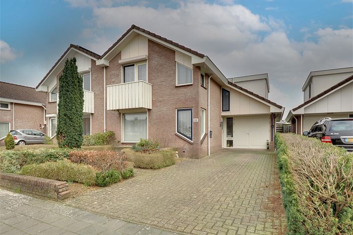 van den Berghweg 9A in Didam foto