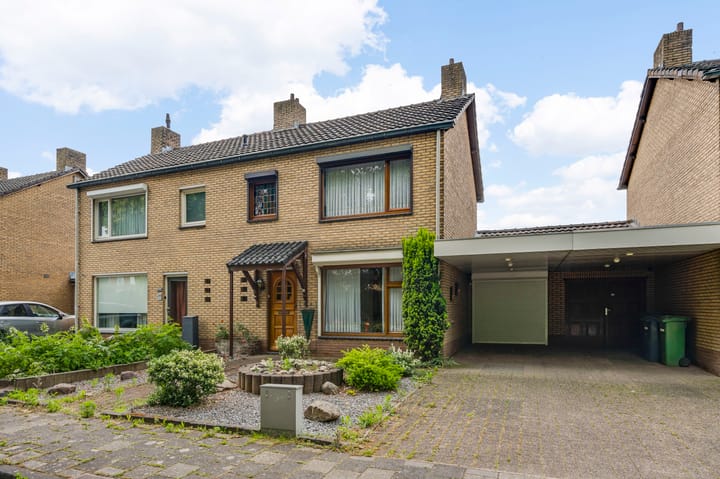 Foto van woning Van Den Bongaertstraat 37, Haelen