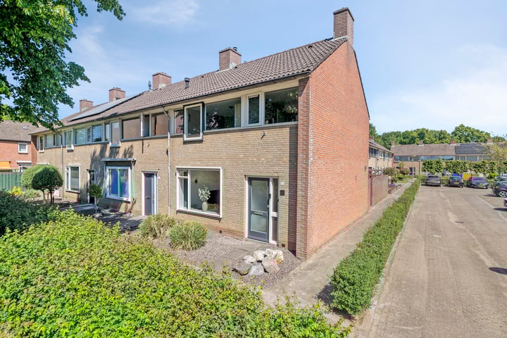 Van den Boogaardstraat 30 in Ravenstein foto
