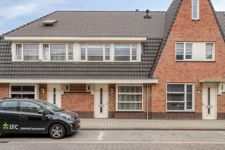 van den Dungenstraat 3 in Helmond foto