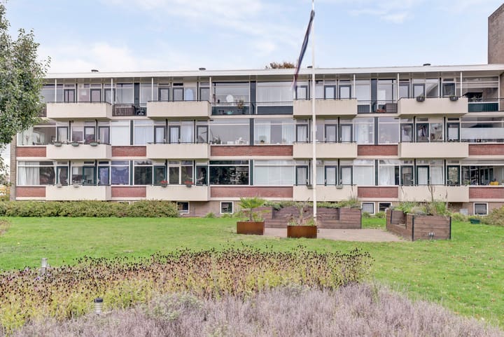 Van den Endelaan 127 in Hillegom foto