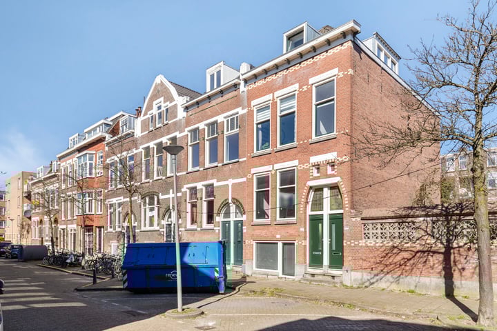 Van den Hoonaardstraat 22B in Rotterdam foto