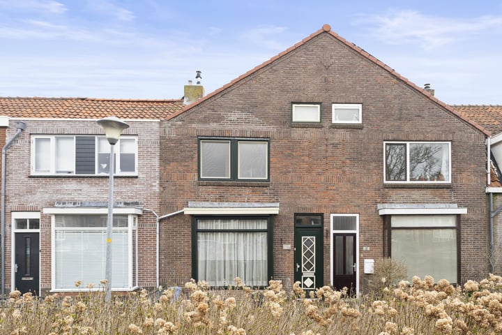 Foto van woning van der Duyn van Maasdamstraat 15, Den Helder