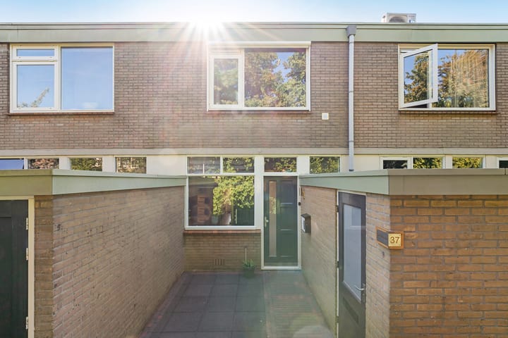 Van der Duyn van Maasdamstraat 37 in Bergentheim foto
