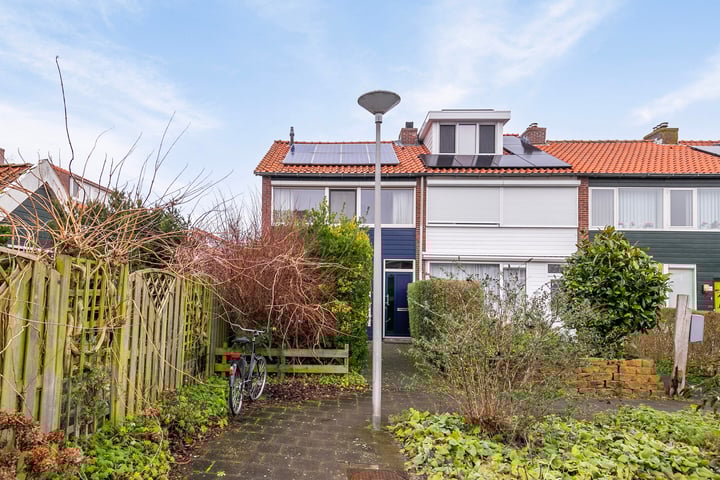 van der Fuyckstraat 142 in Brielle foto