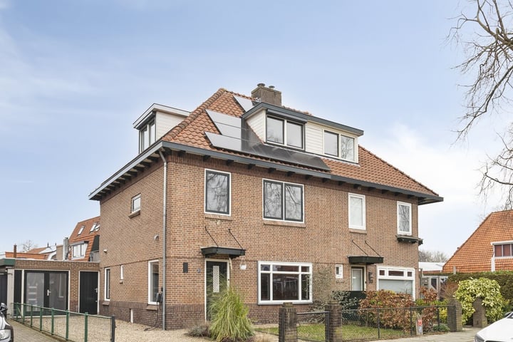 Van der Heijdenlaan 31 in Zeist foto
