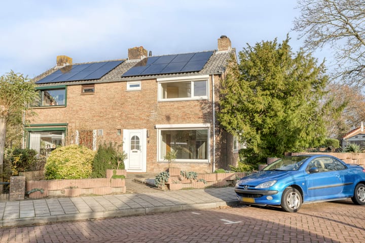 Van der Helstlaan 3 in Vlissingen