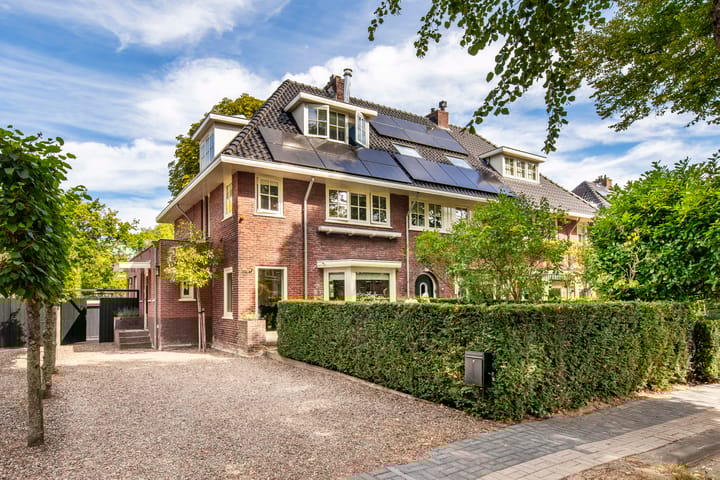 van der Helstlaan 59 in Naarden foto