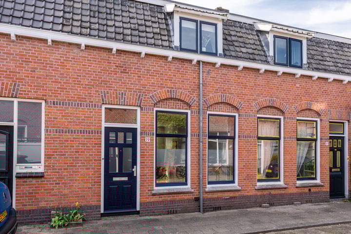 Van der Helststraat 19 in Utrecht