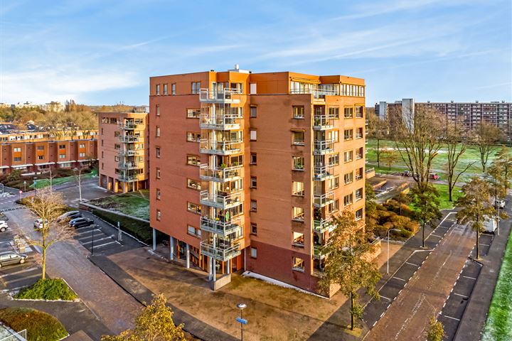 van der Hoopstraat 27 in Beverwijk foto