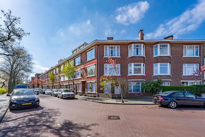 Van der Hoopstraat 27 in 's-Gravenhage foto