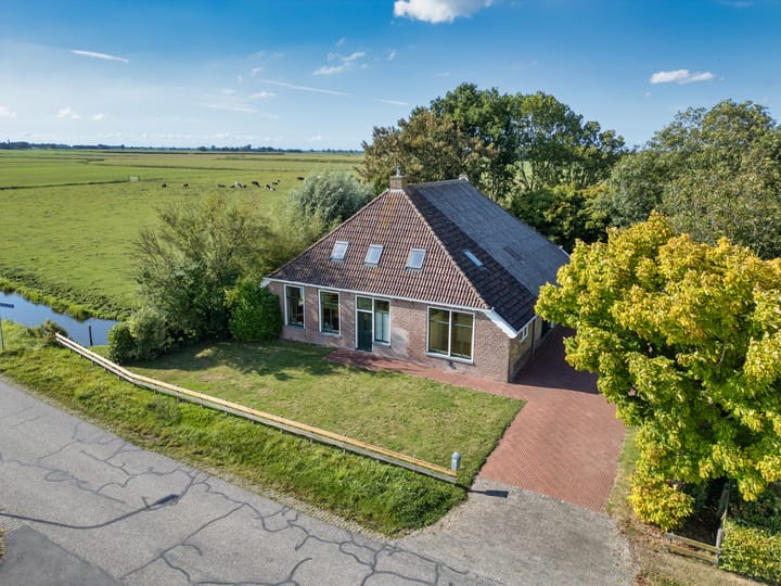 van der Looswei 36 in Blauwhuis foto