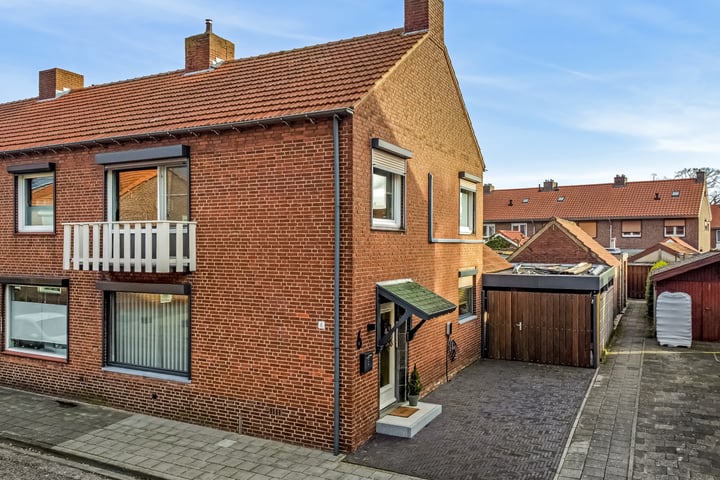 van der Renneweg 6 in Herkenbosch foto