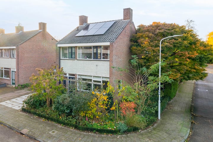 Van der Waalsstraat 21 in Wageningen foto