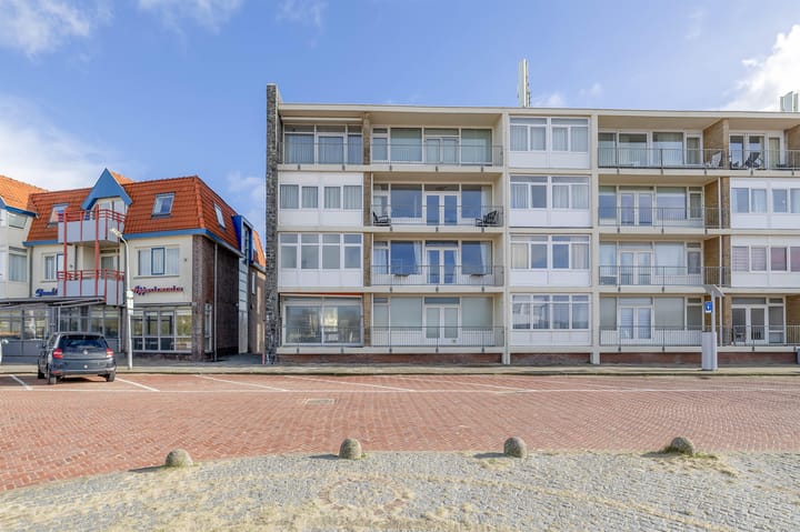 Foto van woning Van der Wijckplein 1, Bergen aan Zee