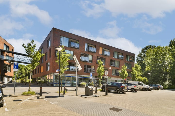 Van Diepeningenlaan 38 in Leiderdorp foto