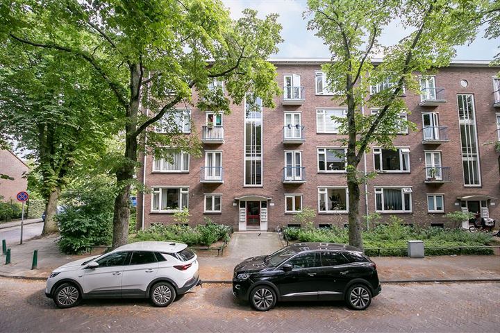 van Dijcklaan 33 in Rijswijk foto