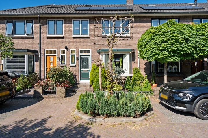 Van Dijkstraat 25 in Alphen aan den Rijn foto
