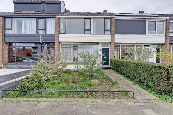 Van Eedenstraat 11 in Dordrecht foto