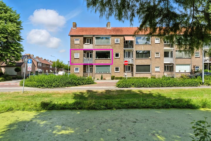 Van Eesterensingel 27 in Alblasserdam foto