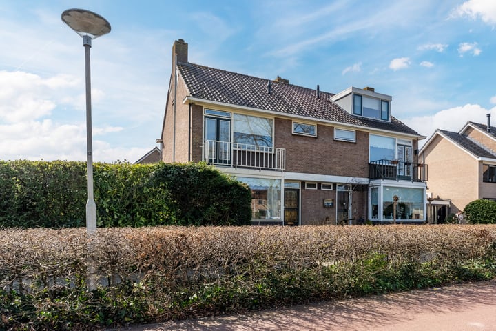 Foto van woning Van Eesterensingel 8, Alblasserdam