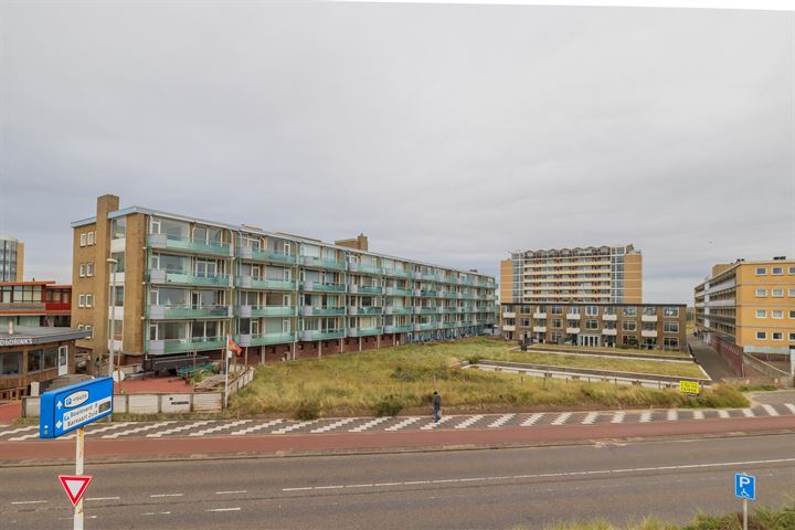 van Galenstraat 14 in Zandvoort foto