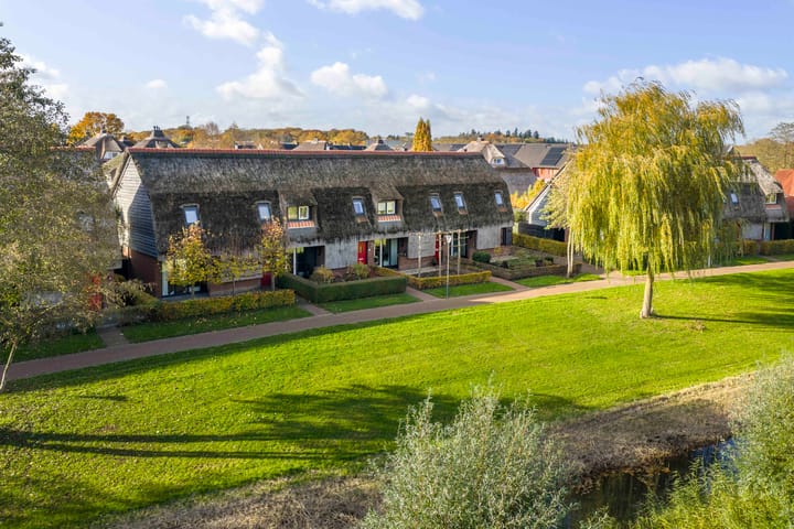 van Goghstraat 34 in Twello foto