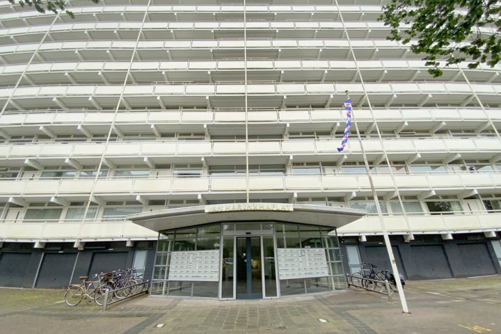 van Harinxmaplein 138 in Leeuwarden foto