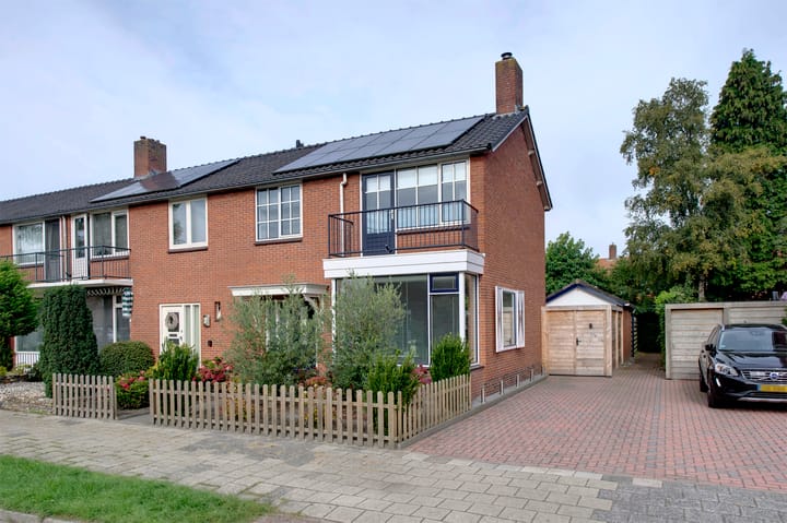 van Heemskerckstraat 102 in Hoogezand