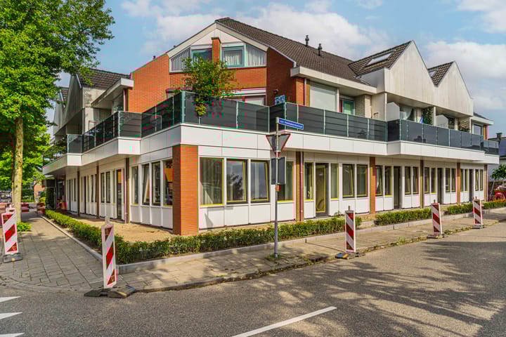 van Heemskerckstraat 1C in Ede foto