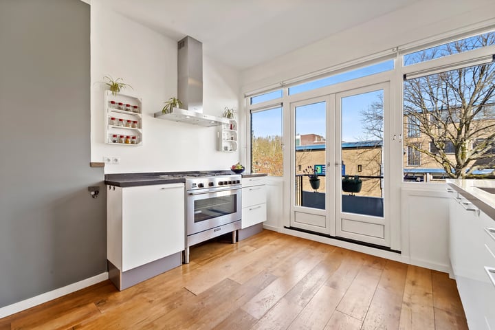 Van Heutszstraat 81 in 's-Gravenhage foto