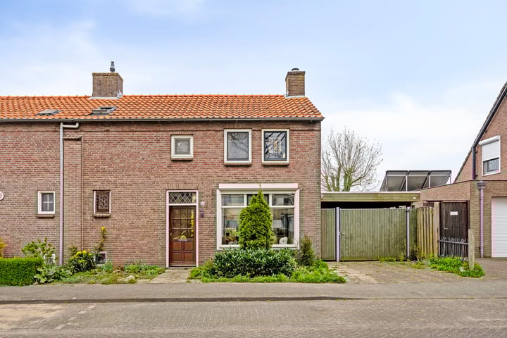 Van Hogendorpplein 56 in Goirle foto