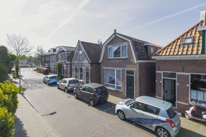 van Hogendorpstraat 34 in Krommenie foto