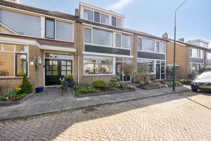 Van Houtenstraat 10 in Maarssen foto