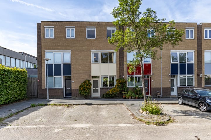 Van Ittersumstraat 9 in Groningen foto