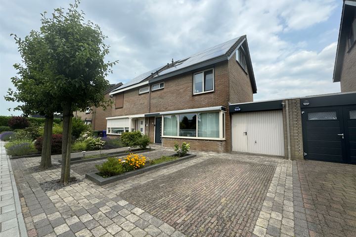 van Kinsbergenlaan 22 in Terneuzen foto