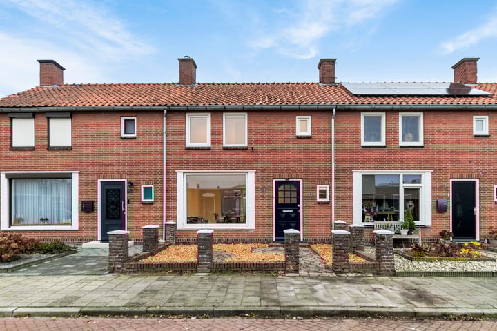van Kinsbergenlaan 52 in Winschoten foto