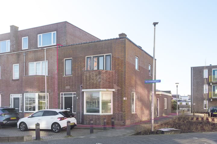 van Kinsbergenstraat 10 in Zandvoort foto