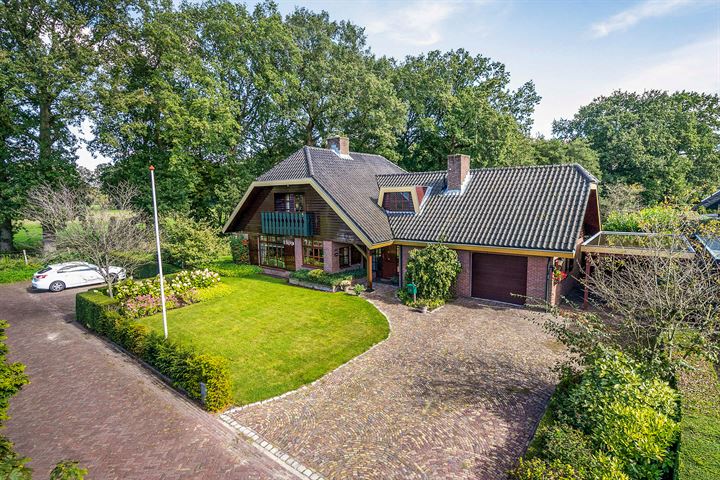 Van Kluijvelaan 34 in Nijkerk foto