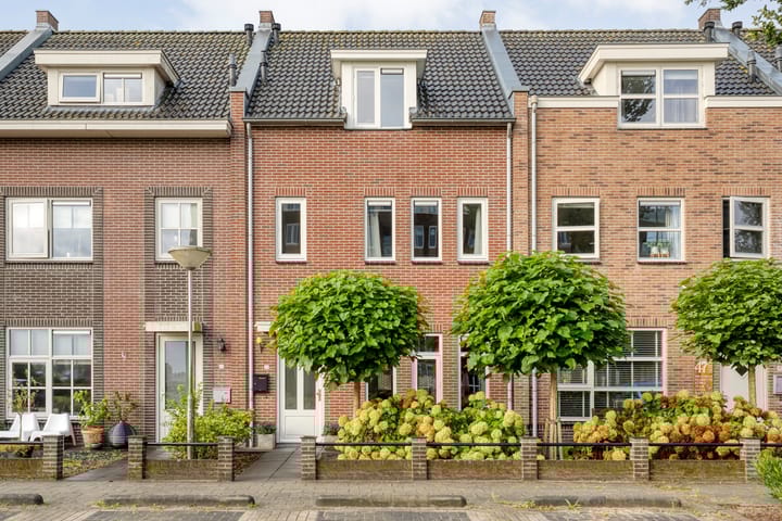 Van Kouwenborchstraat 45 in Hardenberg
