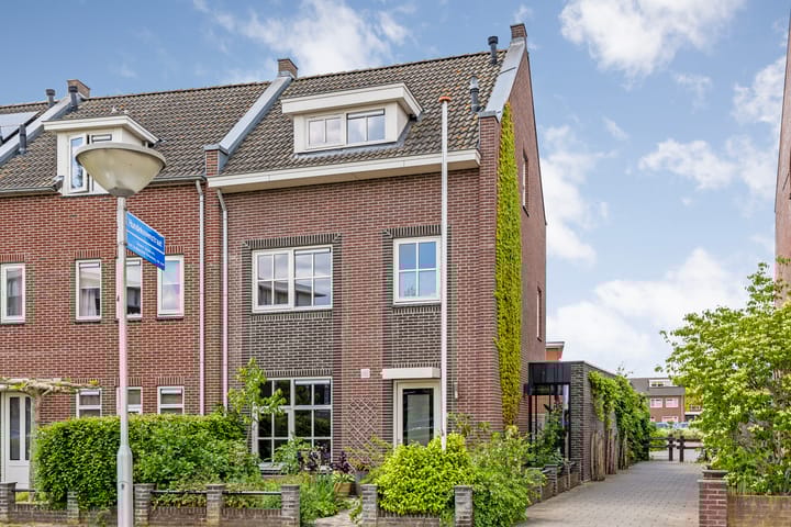 Foto van woning Van Kouwenborchstraat 63, Hardenberg